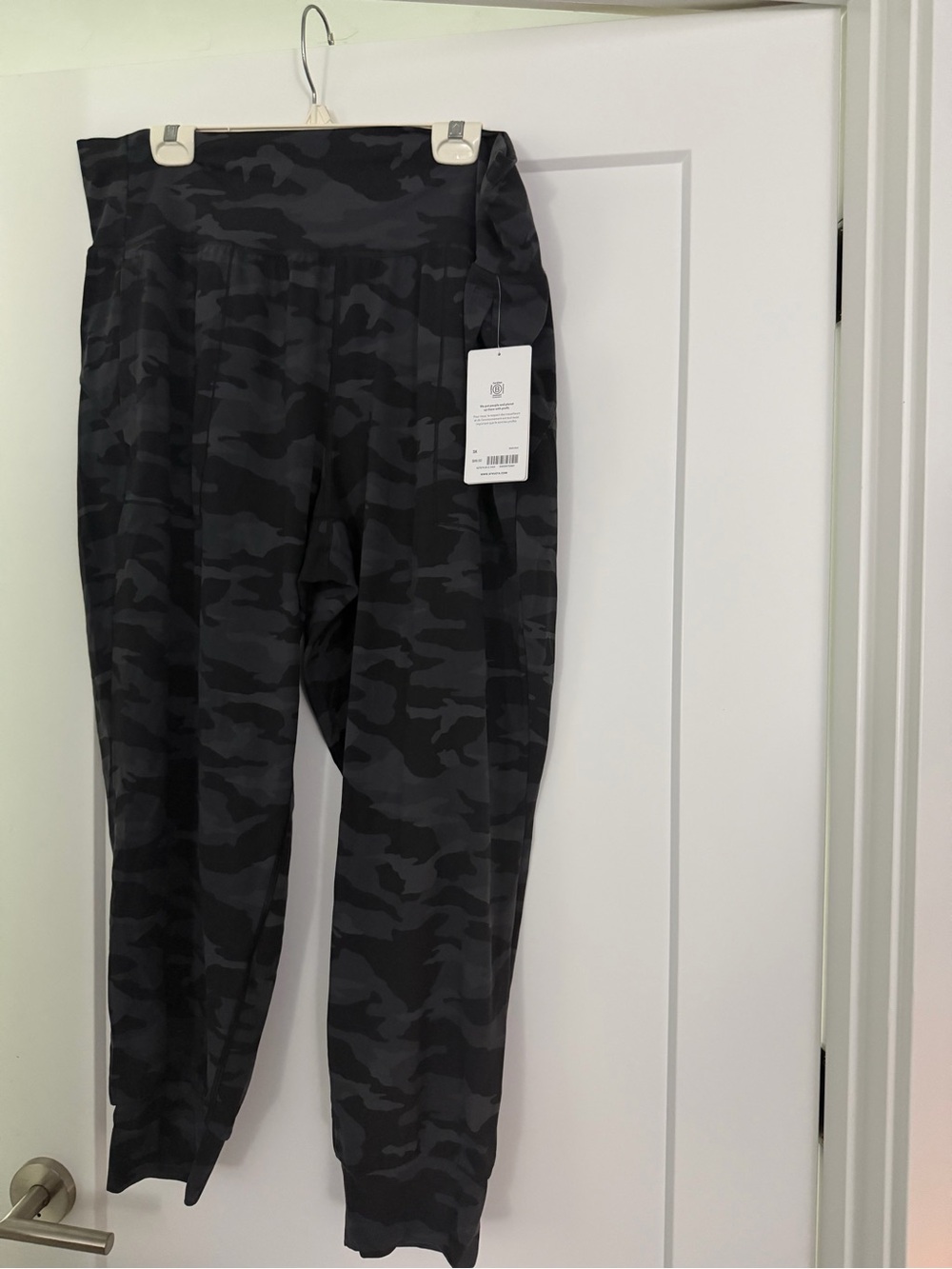 Athleta Charcoal & Black Camo High-Rise Leggings